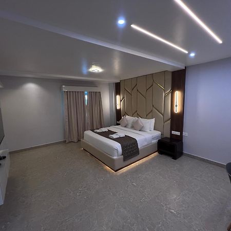 Silver Stone Park Resort, Kovilpatti Εξωτερικό φωτογραφία
