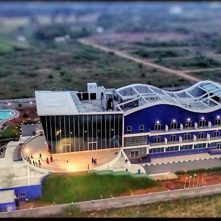 Silver Stone Park Resort, Kovilpatti Εξωτερικό φωτογραφία