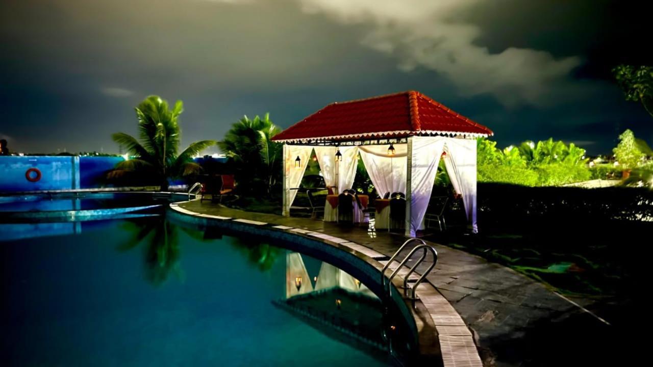 Silver Stone Park Resort, Kovilpatti Εξωτερικό φωτογραφία