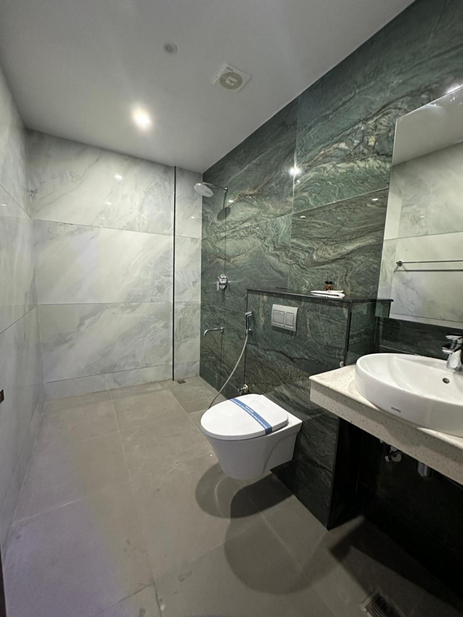 Silver Stone Park Resort, Kovilpatti Εξωτερικό φωτογραφία